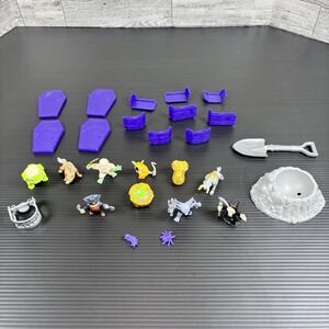 Lot Of 20 Mixed Zuru Smashers Figures Dino Island Misc